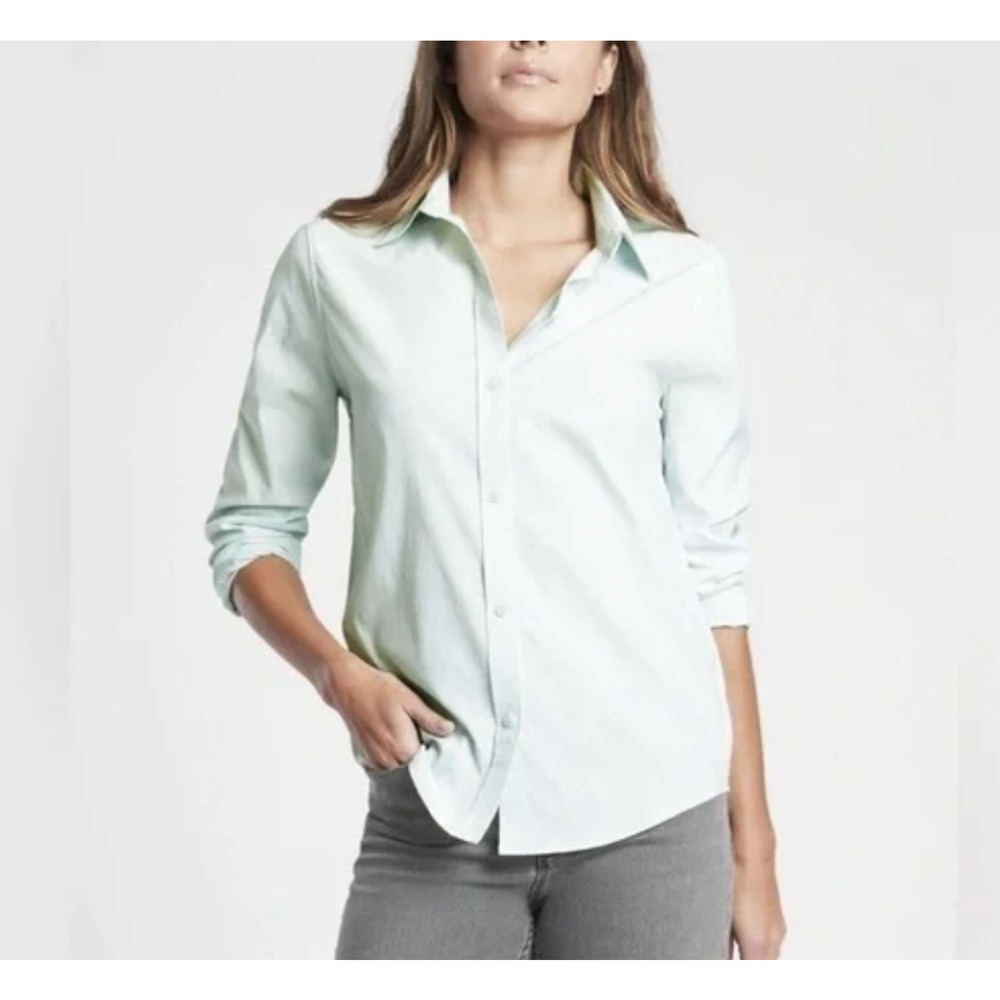 Athleta Shirt Womens XS Soft Halcyon Blue Button Down Stretch Long Sleeve Top
